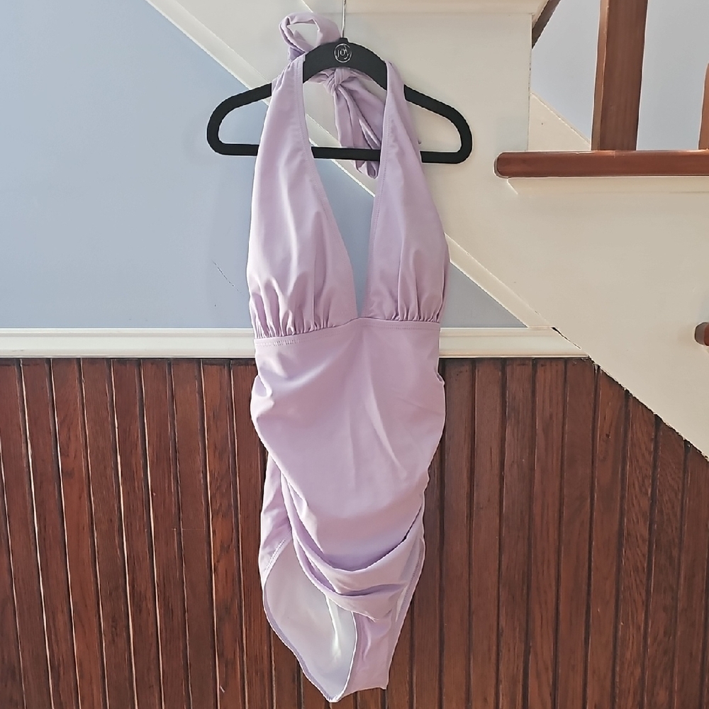 Womens Size Large One-Piece Lavender Halter Bathing Suit Full-Coverage